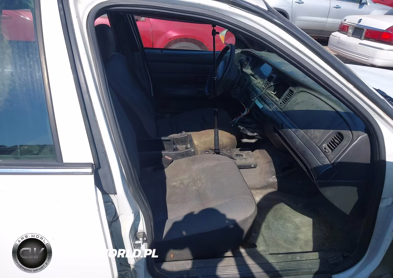 2008 Ford Crown Victoria Police-Police Interceptor VIN:2FAFP71V98X149972 - 5