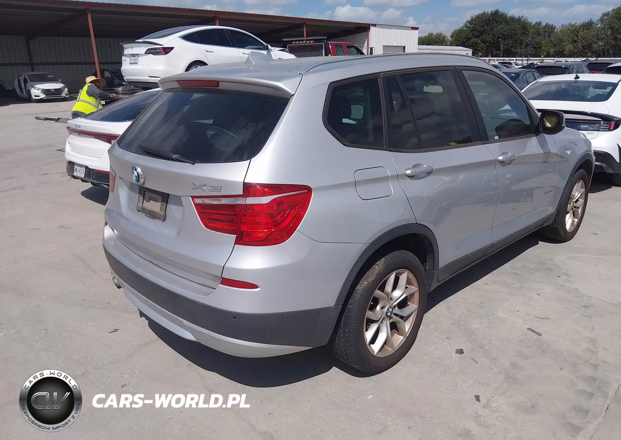 2011 BMW X3 xDrive35I VIN:5UXWX7C58BLL15425 - 4