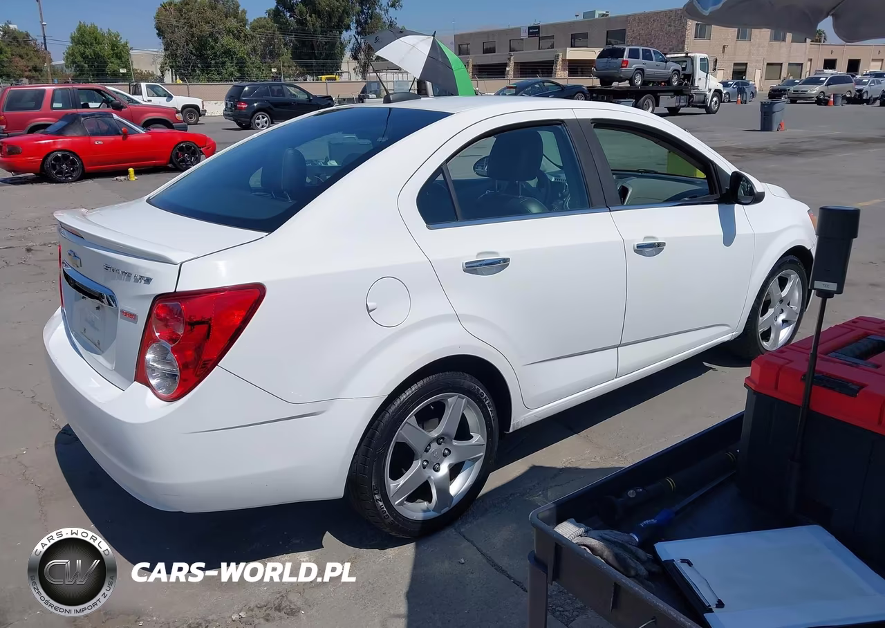 2016 Chevrolet Sonic Ltz Auto VIN:1G1JE5SB0G4150462 - 4