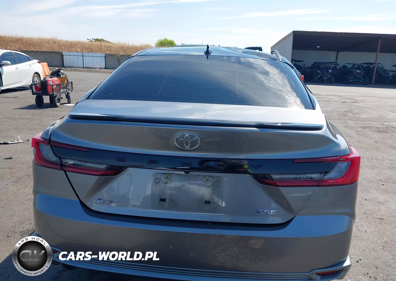2025 Toyota Camry Xse VIN:4T1DAACK5SU624160 - 16