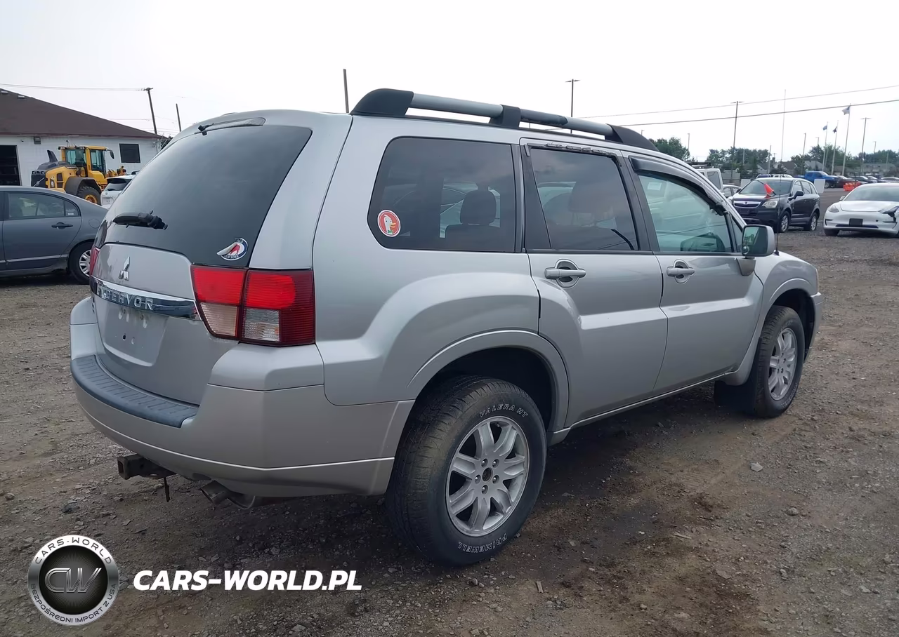 2011 Mitsubishi Endeavor VIN:4A4JN2AS3BE024888 - 4