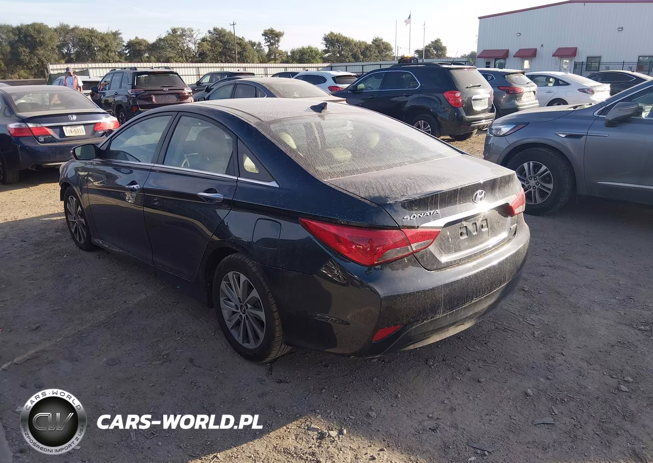 2014 Hyundai Sonata Se VIN:5NPEC4AC7EH819952 - 3