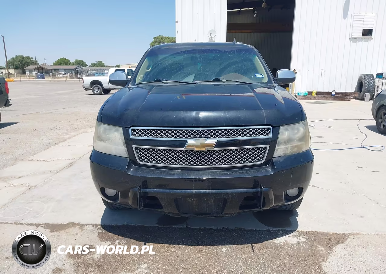 2011 Chevrolet Suburban 1500 Lt1 VIN:1GNSCJE05BR325330 - 12