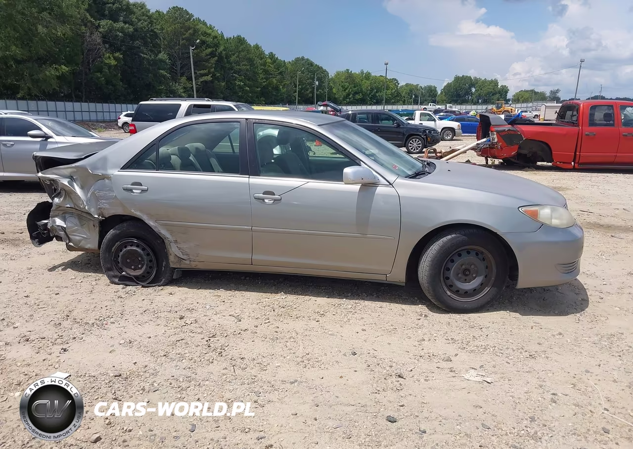 2005 Toyota Camry Le VIN:4T1BE32K85U517715 - 13