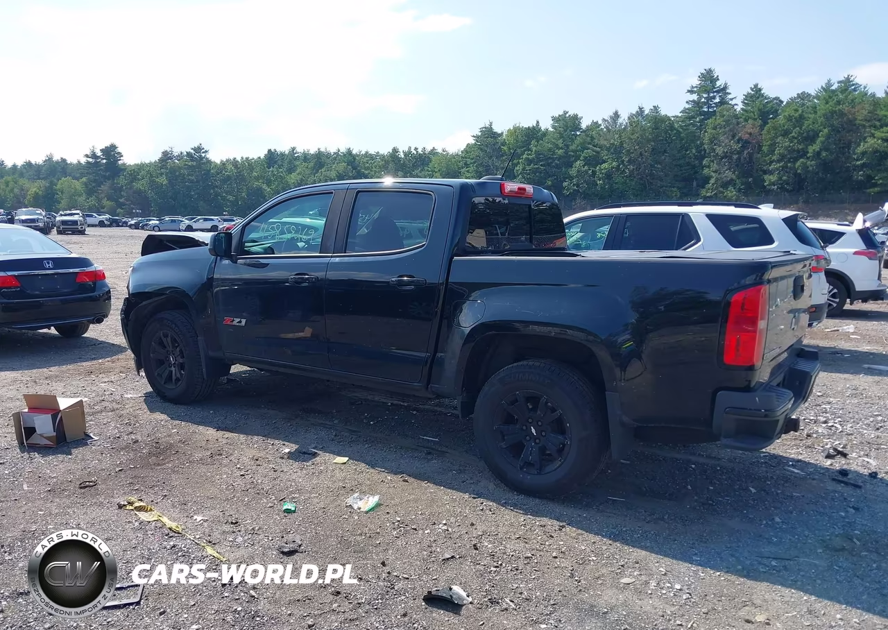 2018 Chevrolet Colorado Z71 VIN:1GCGTDEN6J1291231 - 3