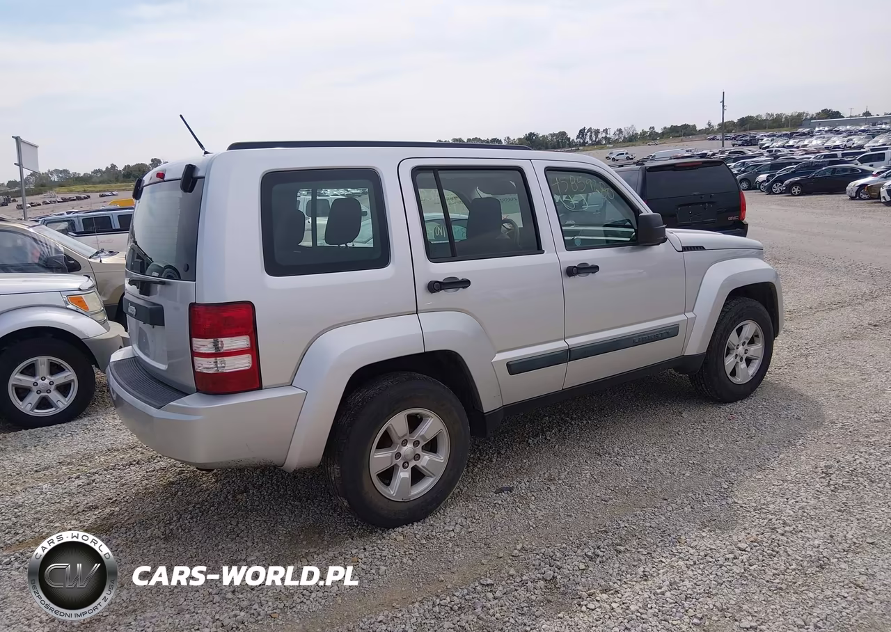 2009 Jeep Liberty Sport VIN:1J8GN28K99W524400 - 4
