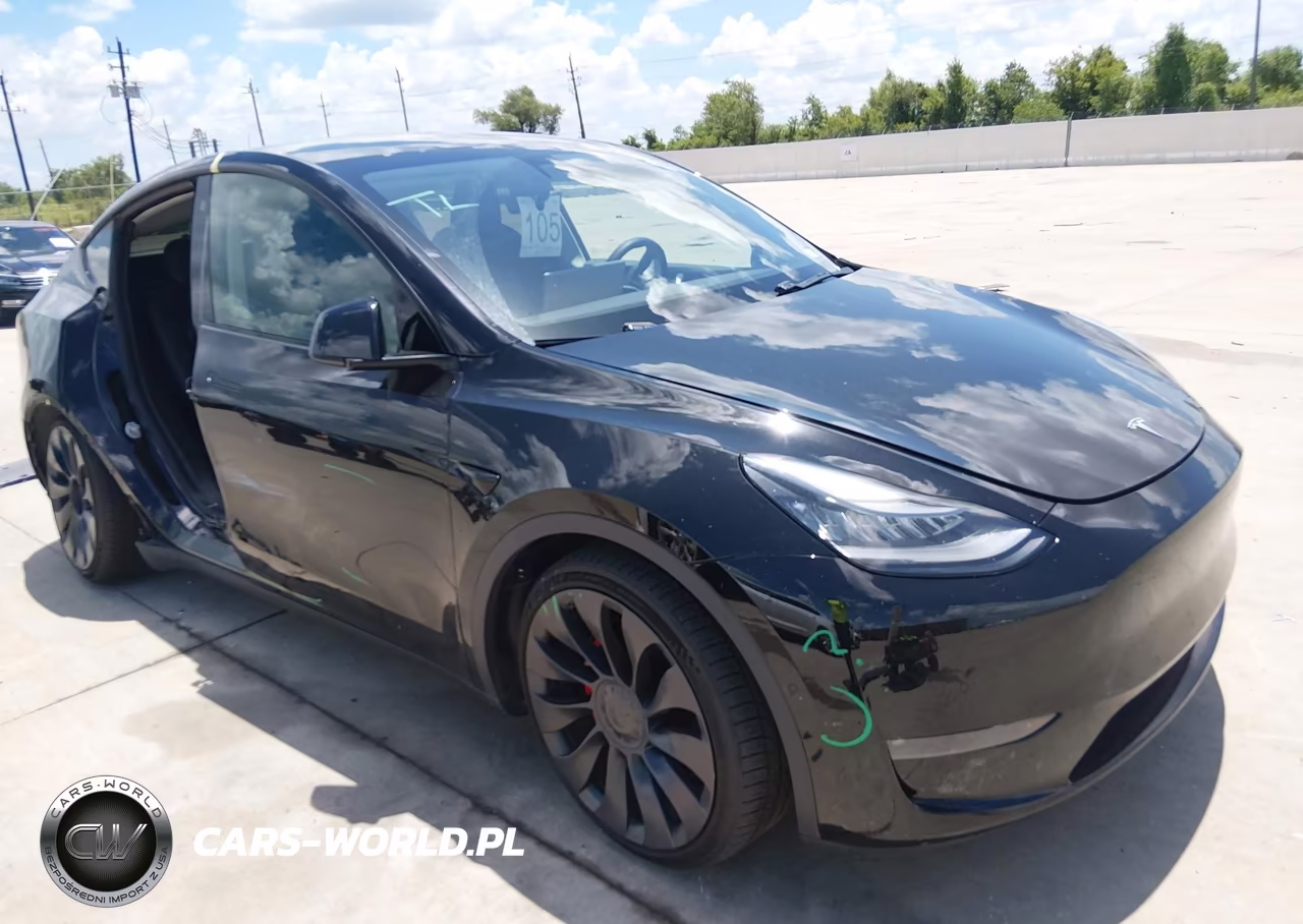 2021 Tesla Model Y Performance Dual Motor All-Wheel Drive – zdjęcie 1 z 18