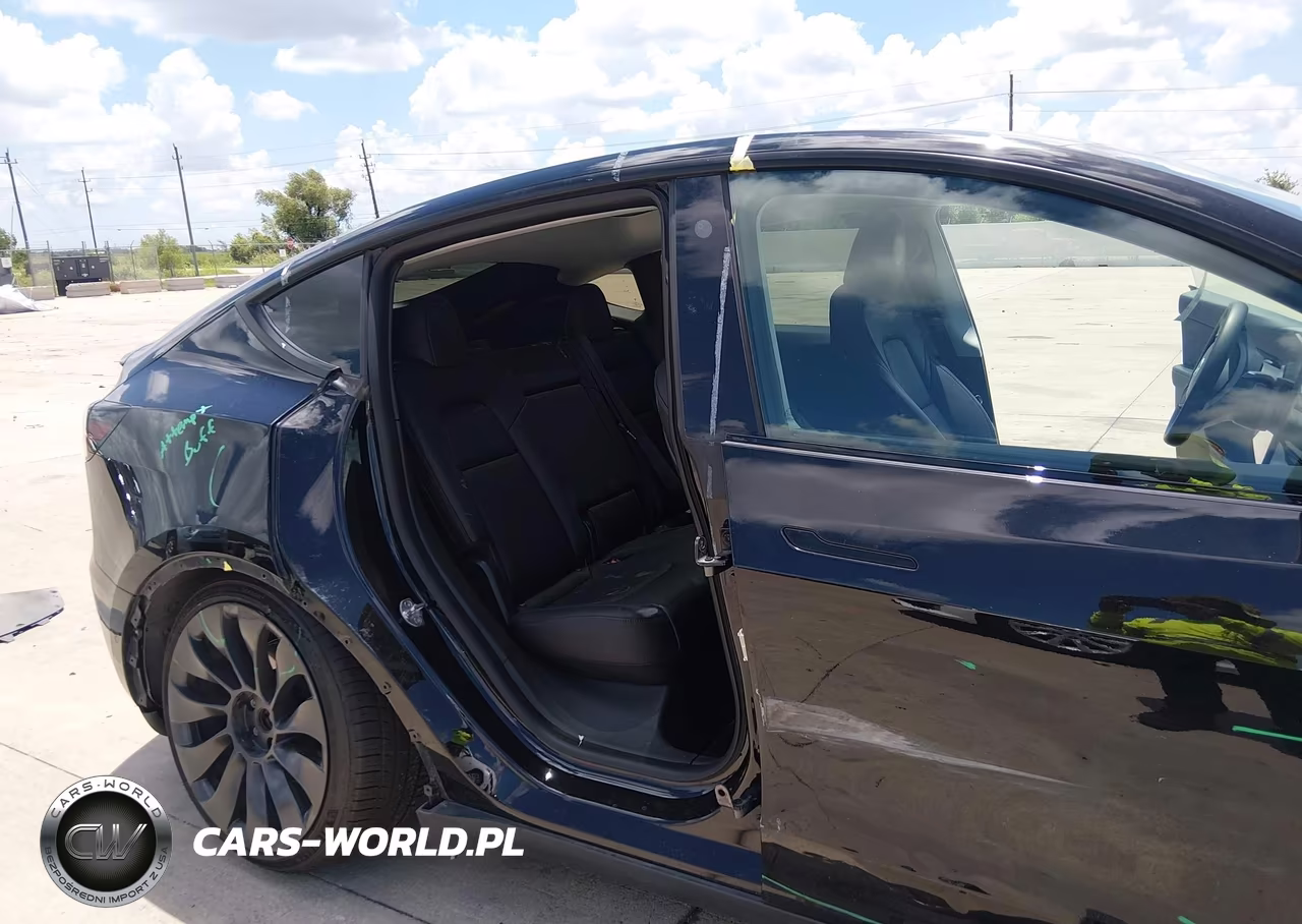 2021 Tesla Model Y Performance Dual Motor All-Wheel Drive VIN:5YJYGDEF3MF083983 - 6