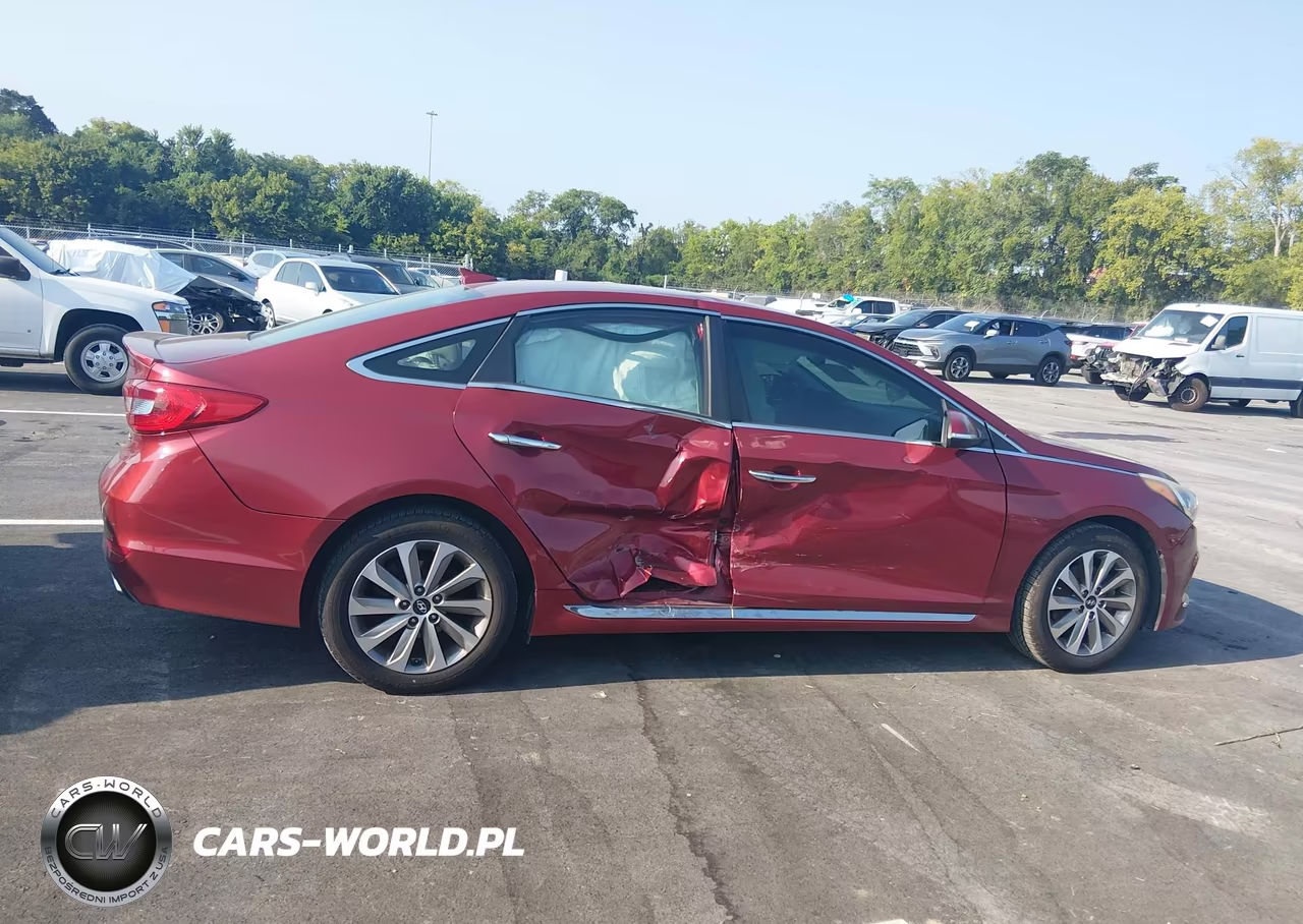 2015 Hyundai Sonata Sport VIN:5NPE34AF4FH253860 - 13