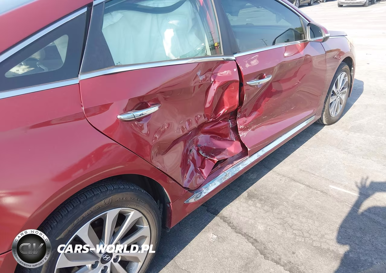 2015 Hyundai Sonata Sport VIN:5NPE34AF4FH253860 - 6
