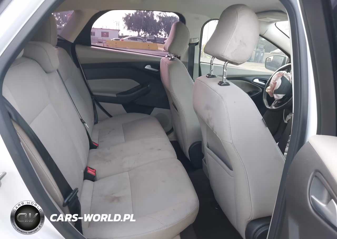 2016 Ford Focus Se VIN:1FADP3K25GL254184 - 8