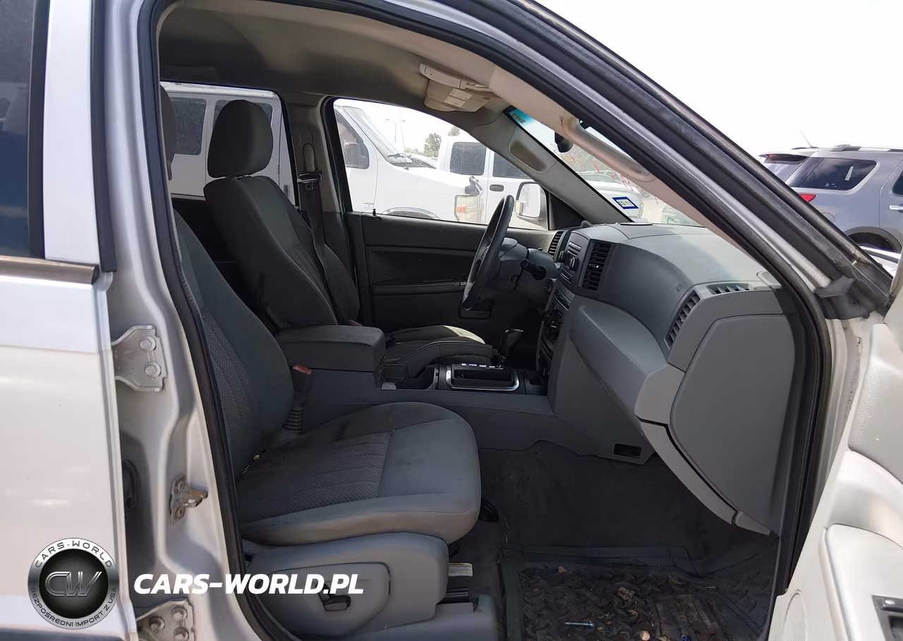 2006 Jeep Grand Cherokee Laredo VIN:1J4HR48N36C212943 - 5