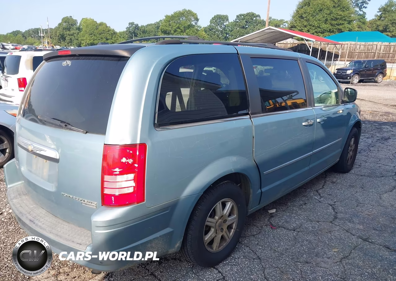 2009 Chrysler Town & Country Touring VIN:2A8HR54139R513649 - 4
