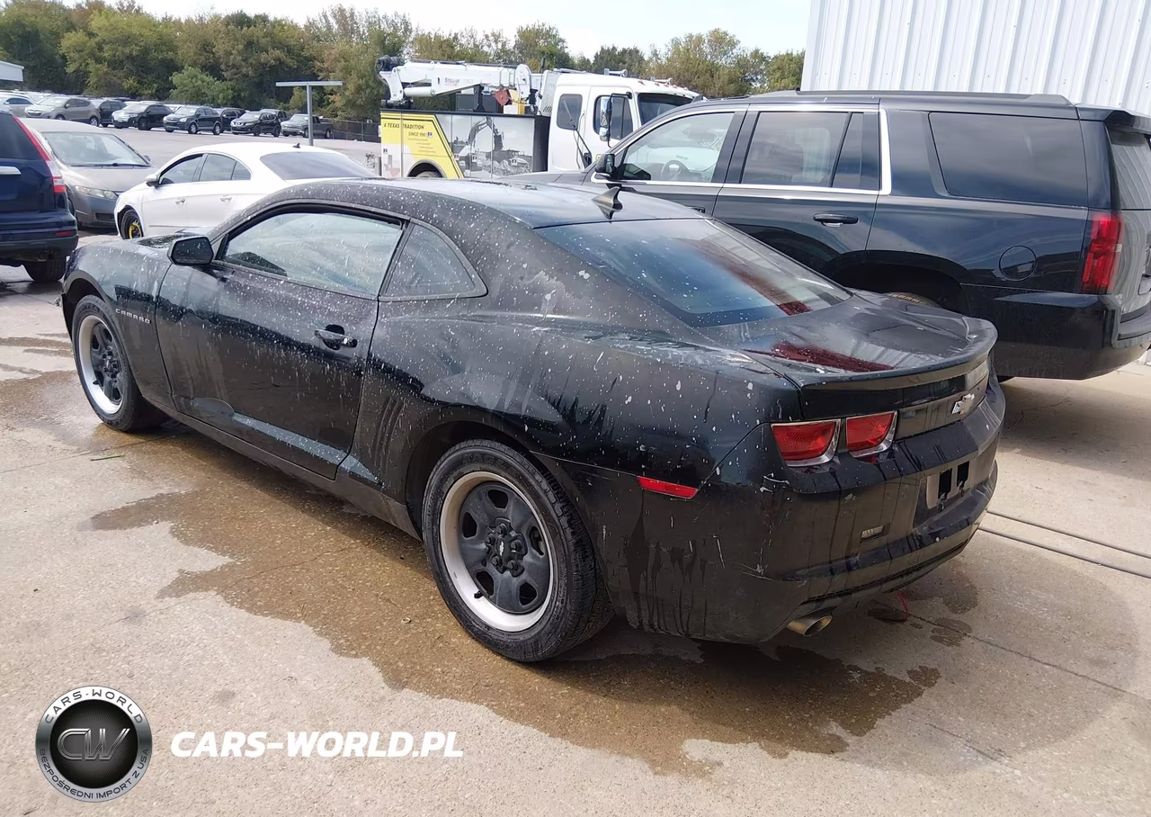 2011 Chevrolet Camaro 2Ls VIN:2G1FA1ED9B9137870 - 3