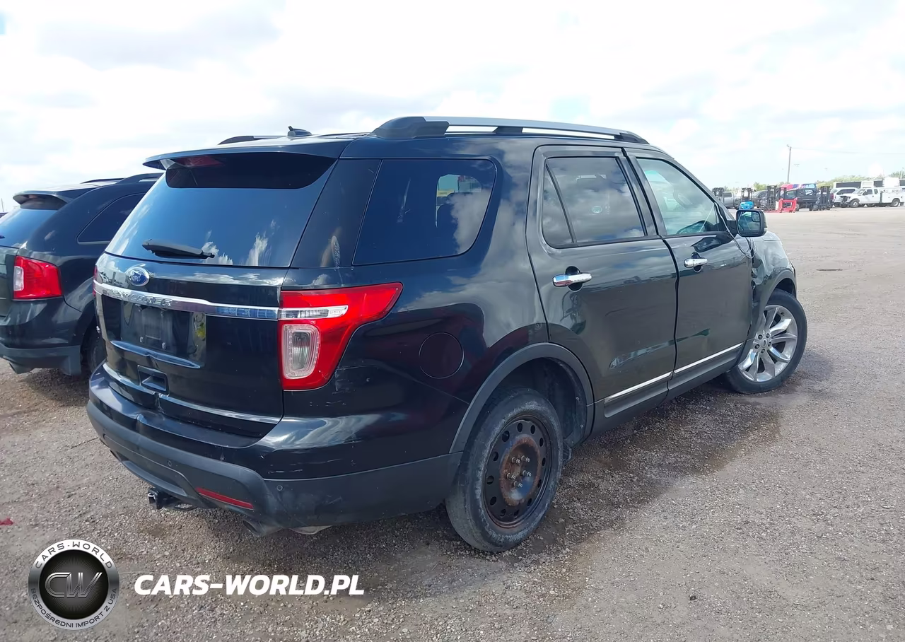 2012 Ford Explorer Xlt VIN:1FMHK7D81CGA64593 - 4