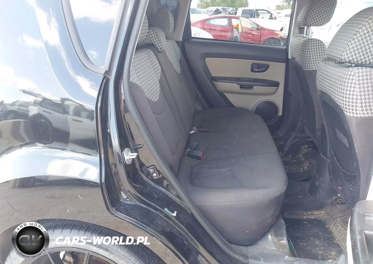 2011 Kia Soul ! VIN:KNDJT2A23B7203014 - 8