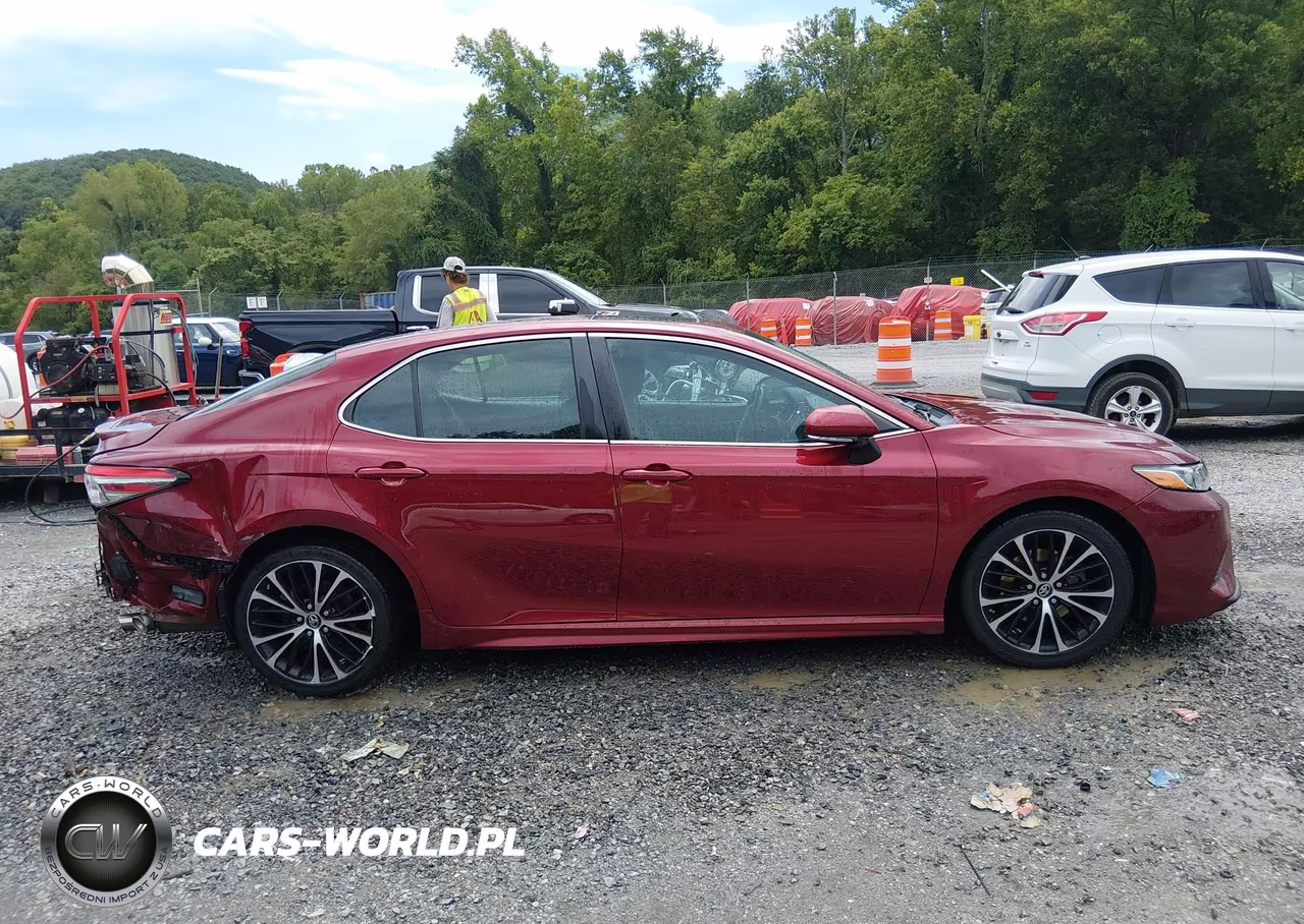 2018 Toyota Camry Se VIN:4T1B11HK8JU549579 - 13
