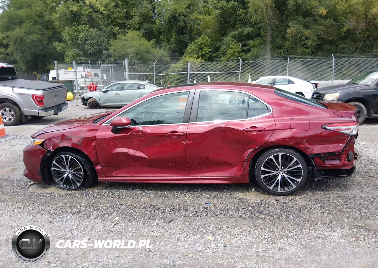 2018 Toyota Camry Se VIN:4T1B11HK8JU549579 - 14
