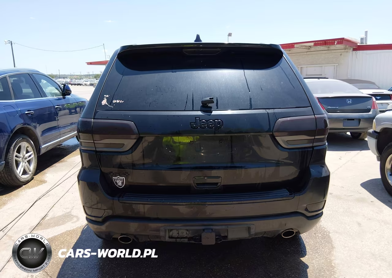 2015 Jeep Grand Cherokee Altitude VIN:1C4RJFAG3FC607598 - 16