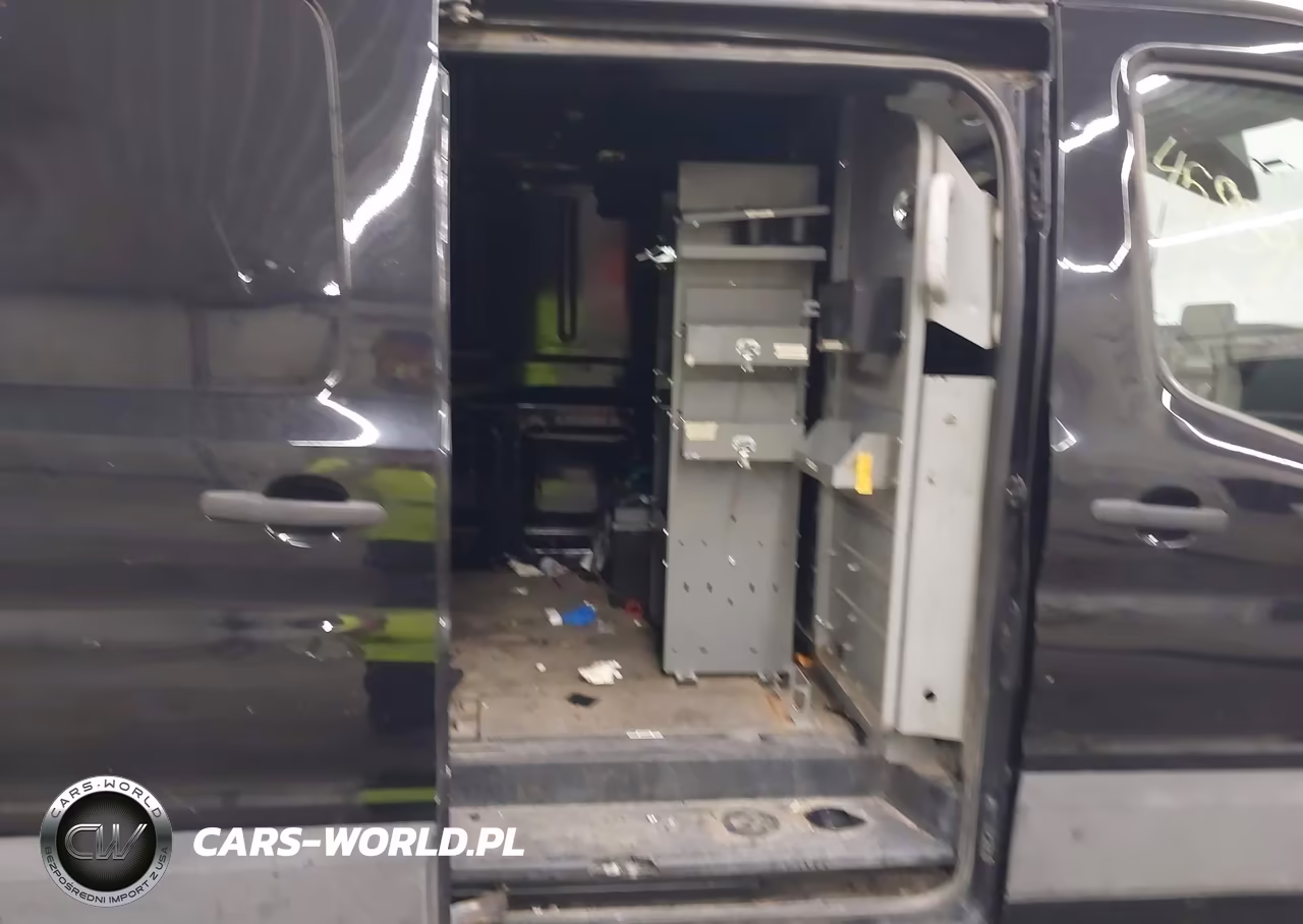 2020 Ford Transit-150 VIN:1FTYE2Y83LKA27504 - 8
