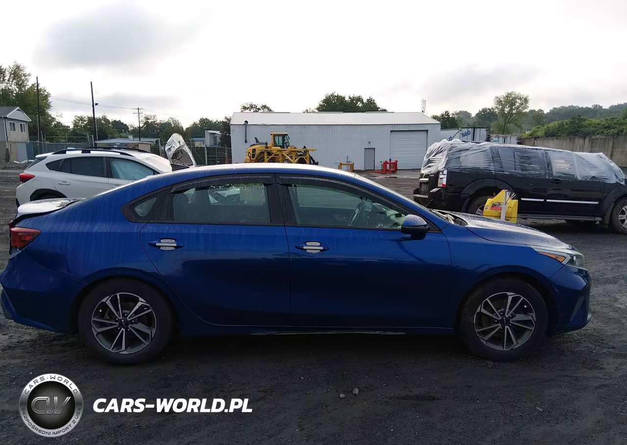 2022 Kia Forte Fe-Lxs VIN:3KPF24AD8NE471504 - 13
