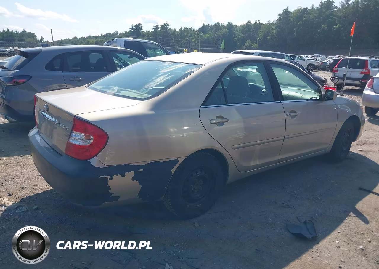 2004 Toyota Camry Le VIN:4T1BE32K94U925221 - 4