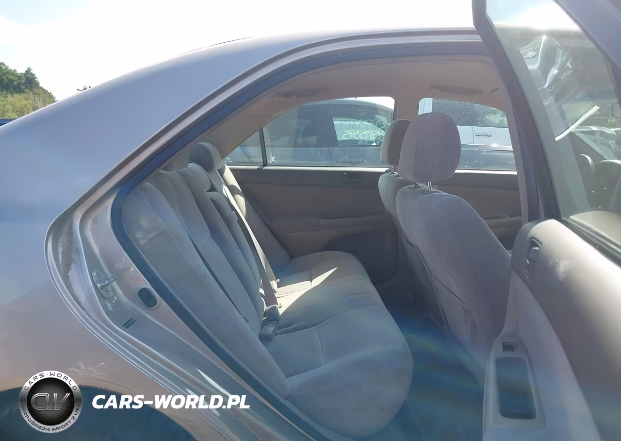 2004 Toyota Camry Le VIN:4T1BE32K94U925221 - 8