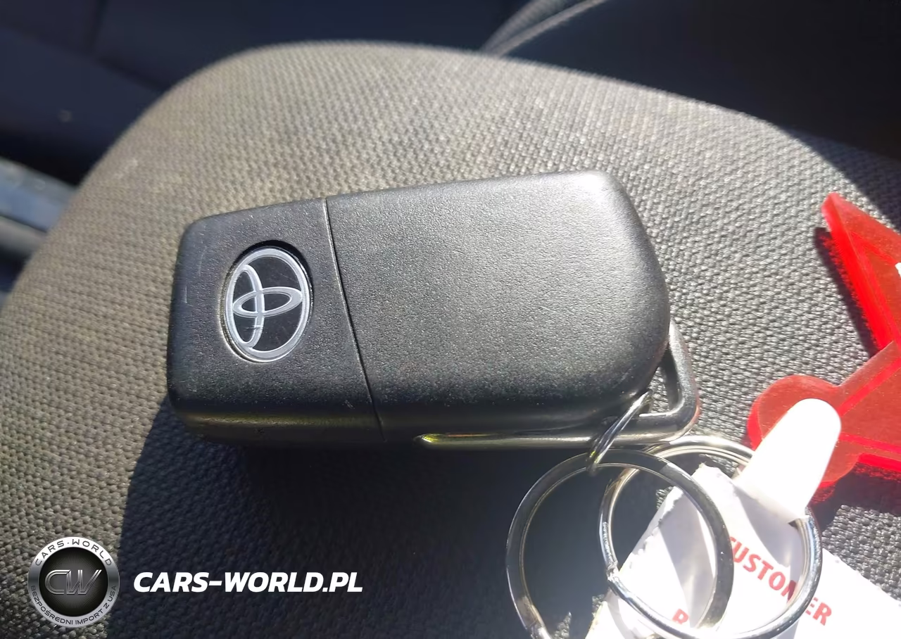 2020 Toyota Corolla Le VIN:5YFEPRAE0LP092995 - 11