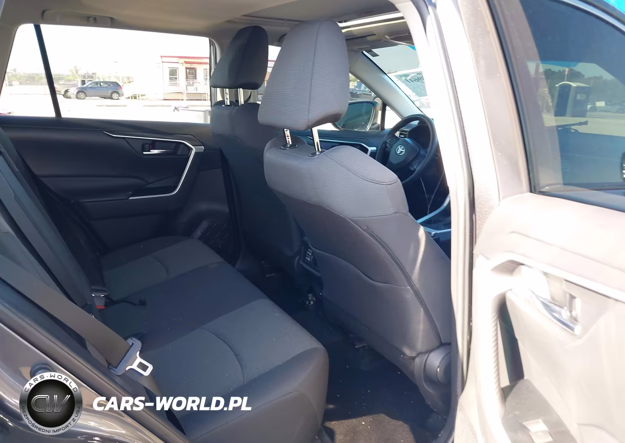 2022 Toyota Rav4 Xle VIN:2T3W1RFVXNC180106 - 8