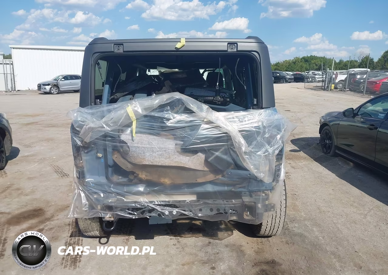 2024 Ford Bronco Outer Banks VIN:1FMDE8BH1RLB31644 - 16