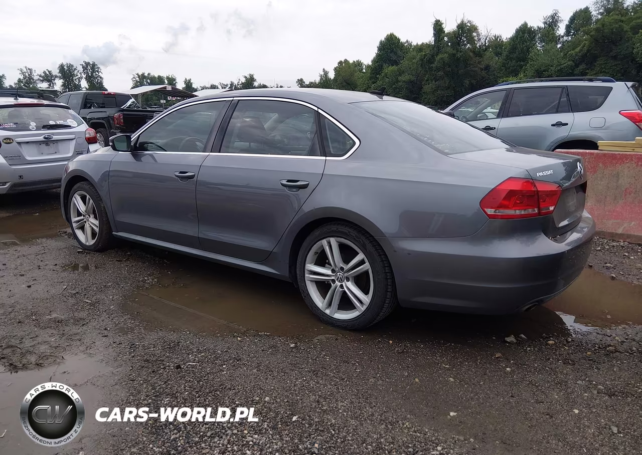 2014 Volkswagen Passat 2.5L Se VIN:1VWBP7A30EC001836 - 3