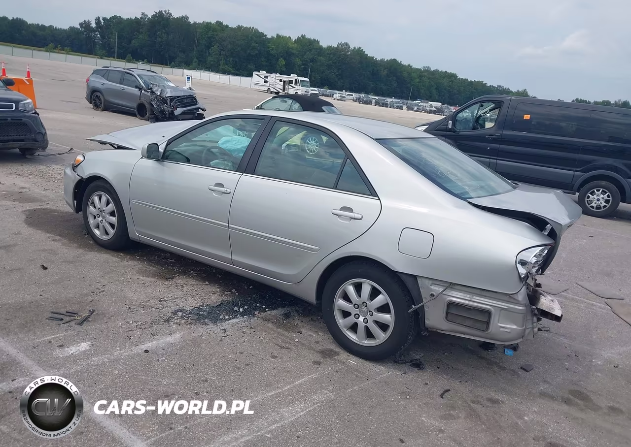 2002 Toyota Camry Xle VIN:4T1BF30KX2U024016 - 3