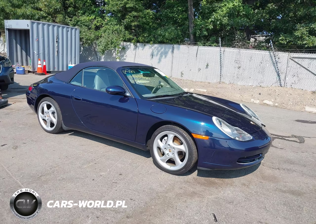 2000 Porsche 911 Carrera-Carrera 4