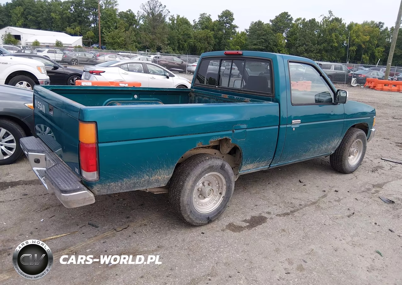 1997 Nissan 4X2 Truck Xe VIN:1N6SD11S2VC370145 - 4