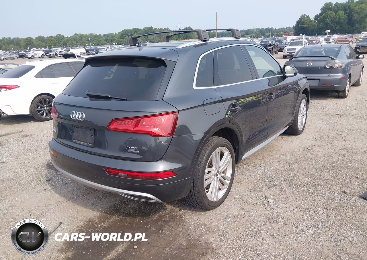 2018 Audi Q5 2.0T Premium-2.0T Tech Premium VIN:WA1BNAFY3J2195055 - 4