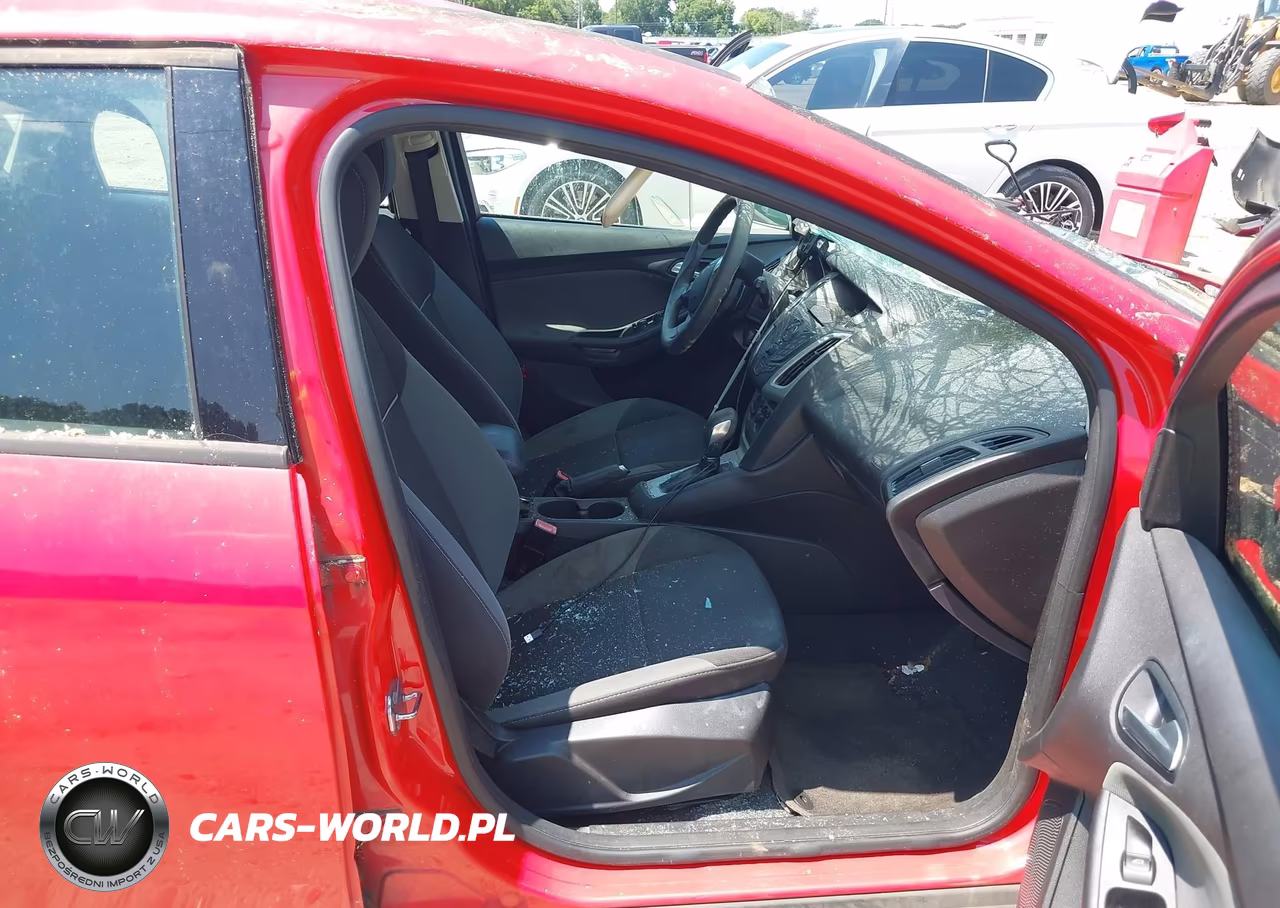 2013 Ford Focus Se VIN:1FADP3K27DL155474 - 5