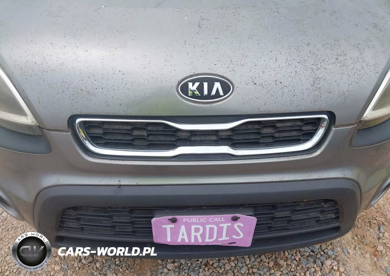 2012 Kia Soul + VIN:KNDJT2A68C7421373 - 6