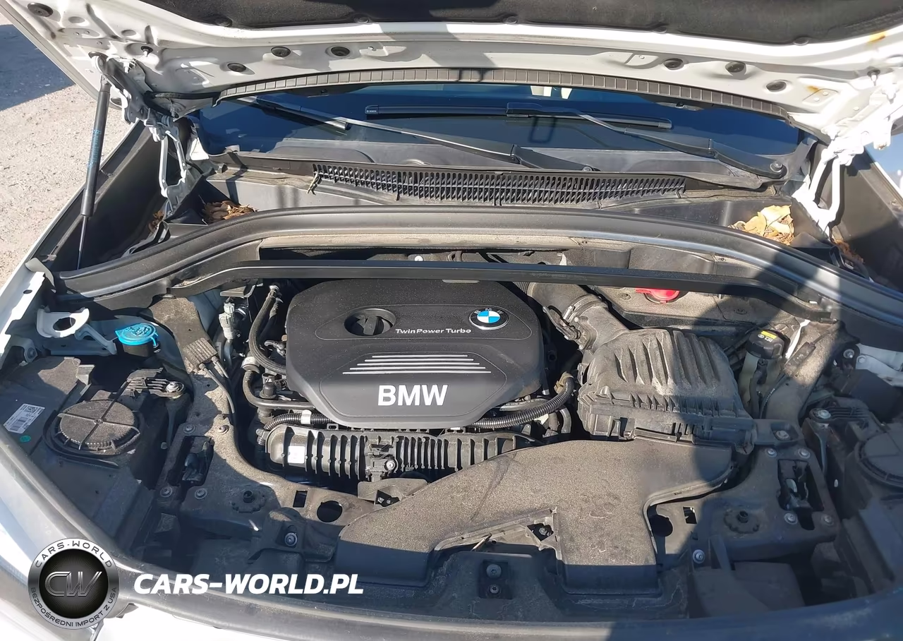 2018 BMW X1 Sdrive28I VIN:WBXHU7C33J5H39783 - 10