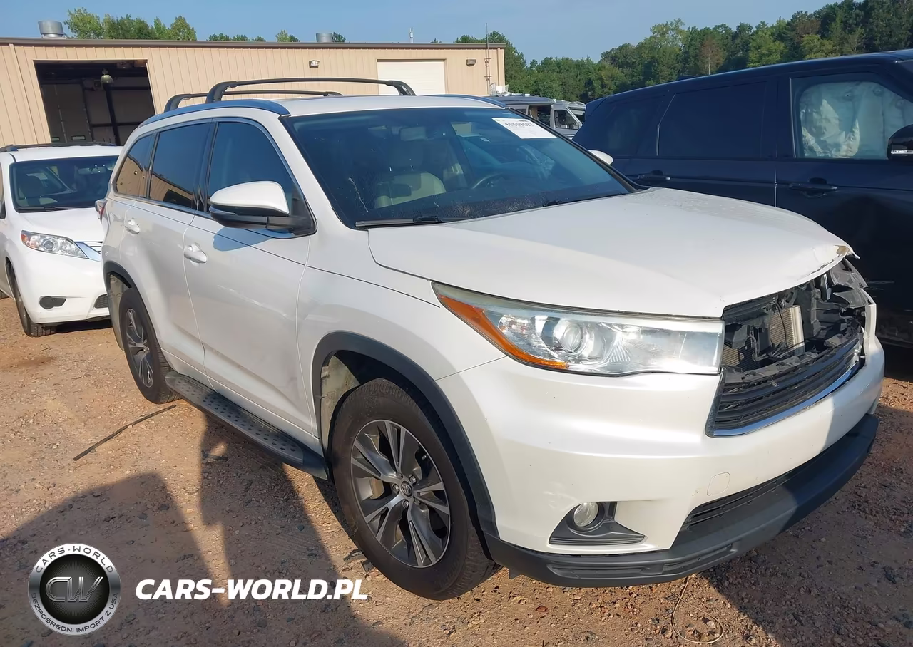 2016 Toyota Highlander Xle V6 – zdjęcie 1 z 16