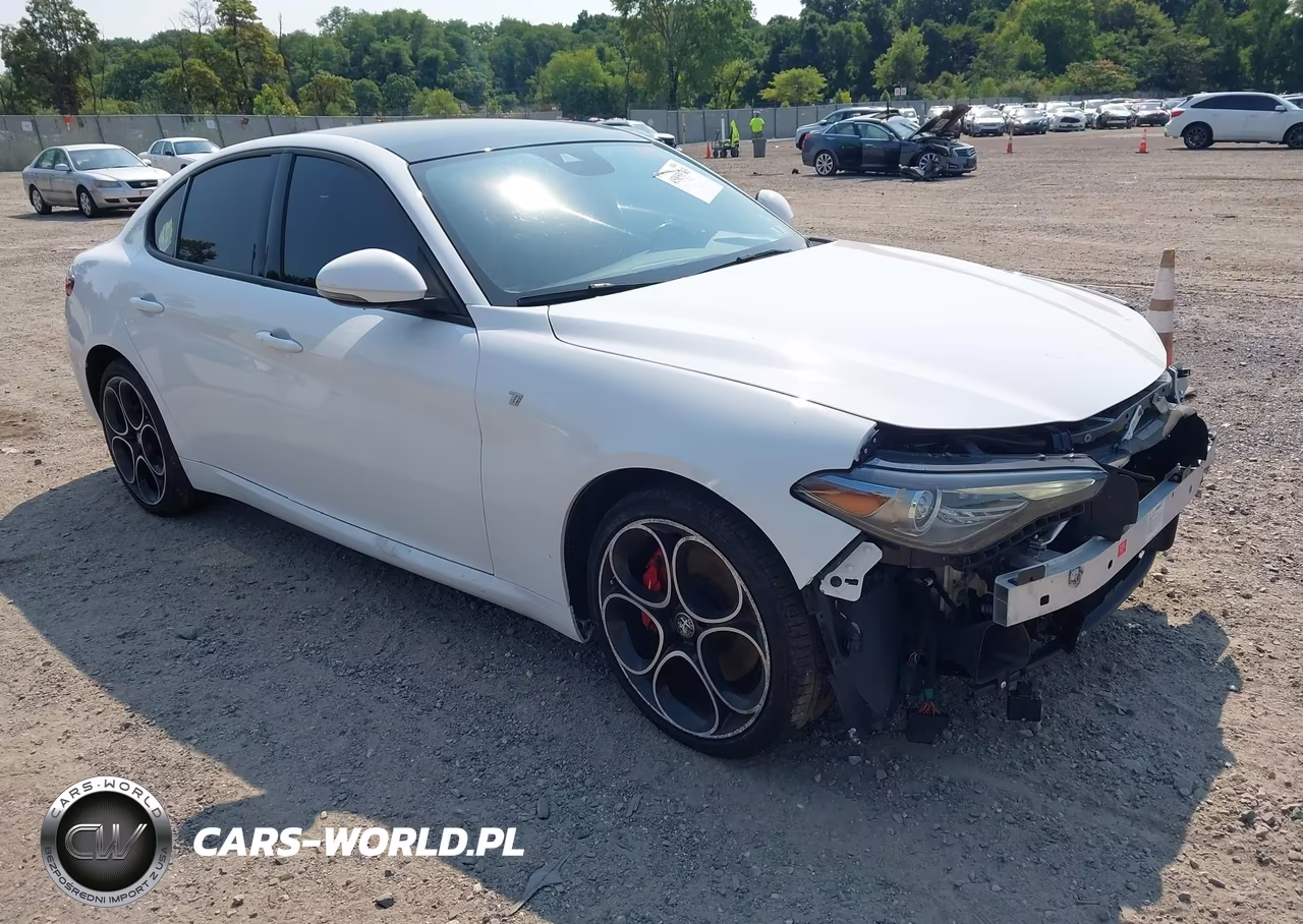 2022 Alfa Romeo Giulia Ti Awd