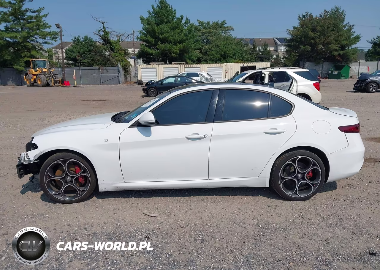 2022 Alfa Romeo Giulia Ti Awd VIN:ZARFANBN1N7652806 - 15