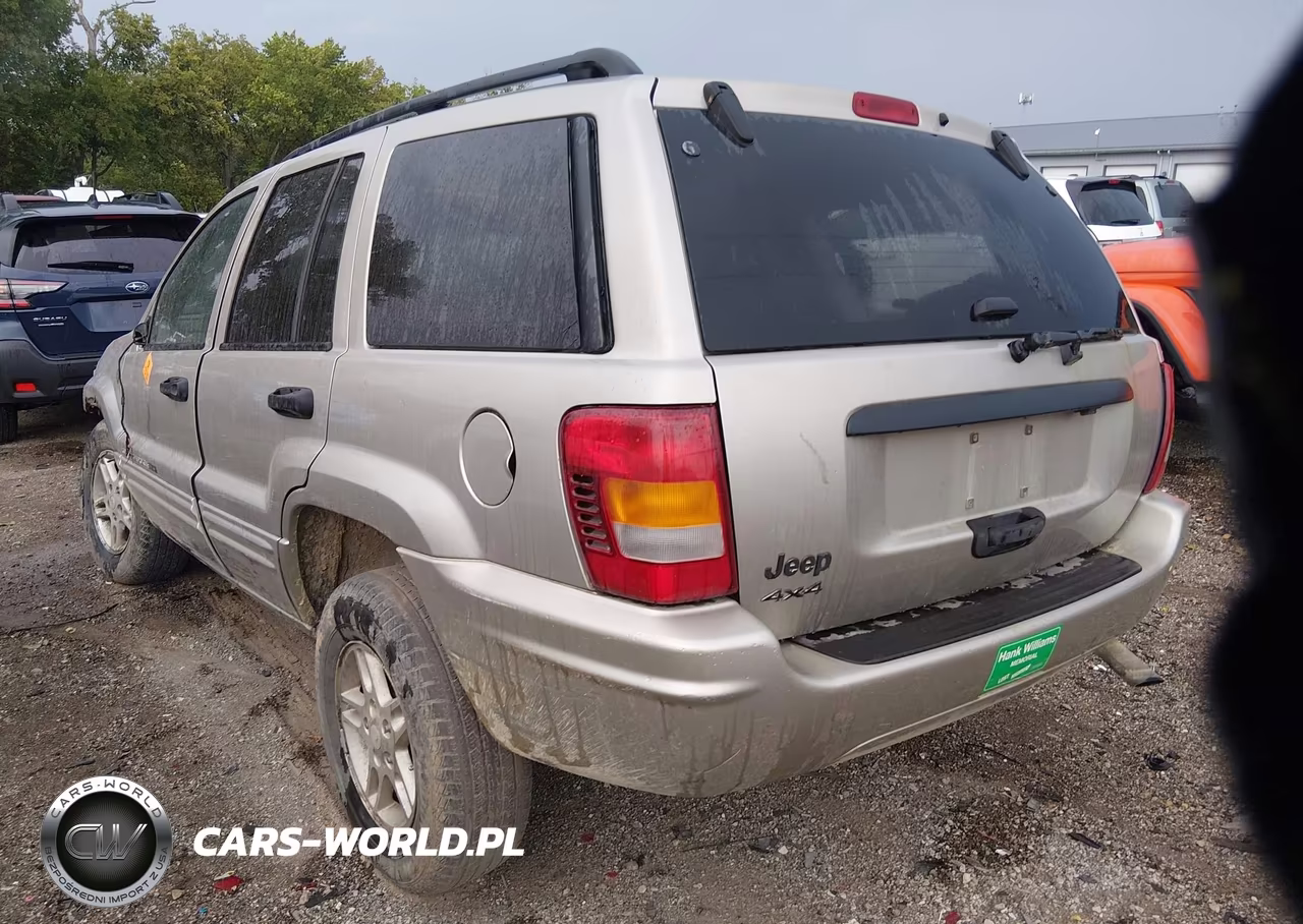 2004 Jeep Grand Cherokee Laredo VIN:1J4GW48SX4C349773 - 3