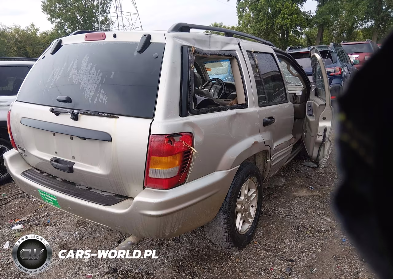 2004 Jeep Grand Cherokee Laredo VIN:1J4GW48SX4C349773 - 4