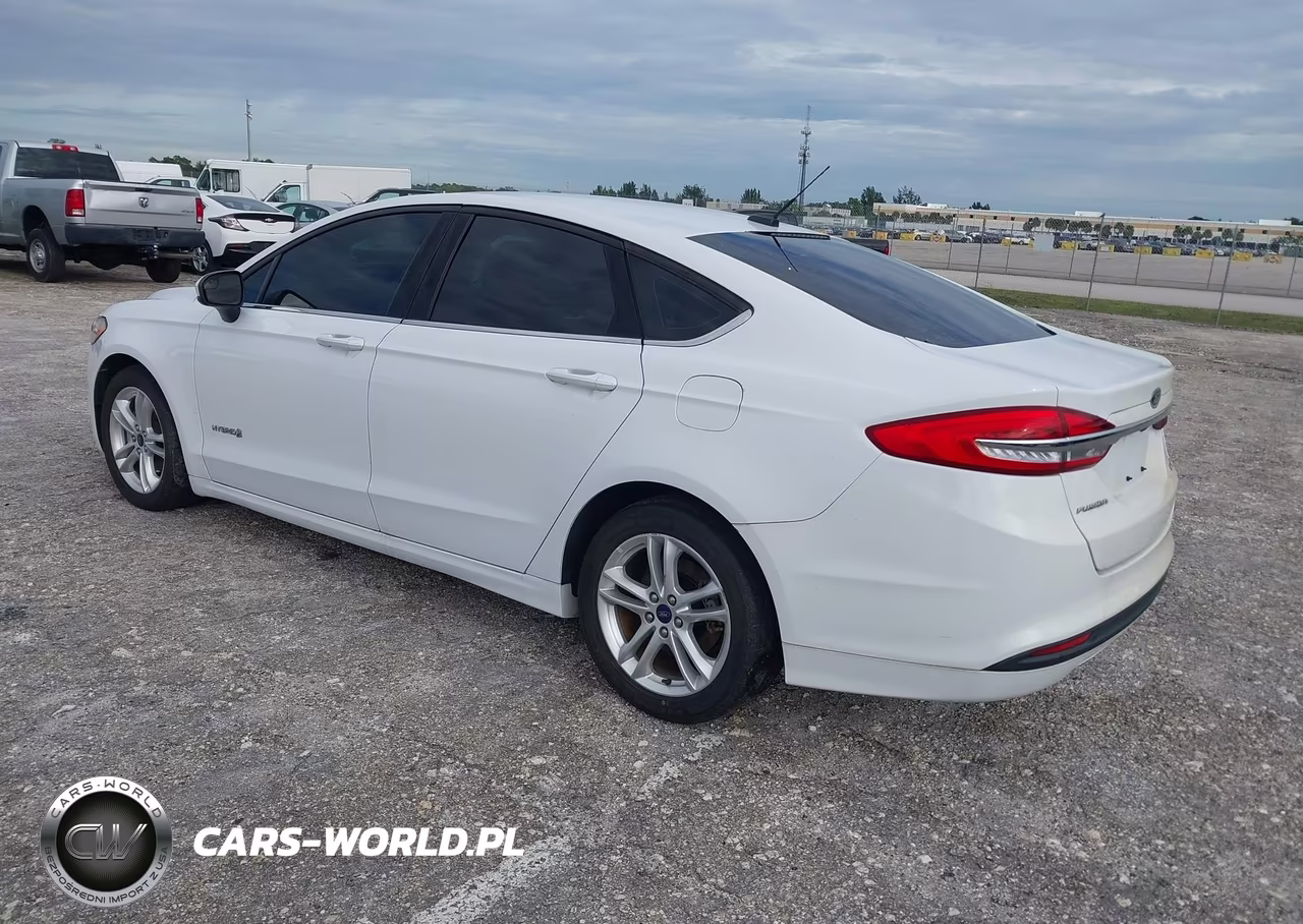 2018 Ford Fusion Hybrid S VIN:3FA6P0UU2JR271510 - 3