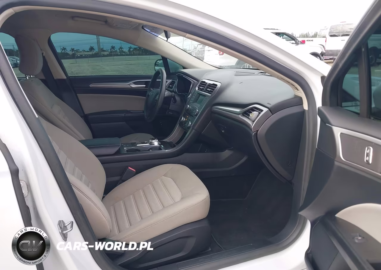 2018 Ford Fusion Hybrid S VIN:3FA6P0UU2JR271510 - 5