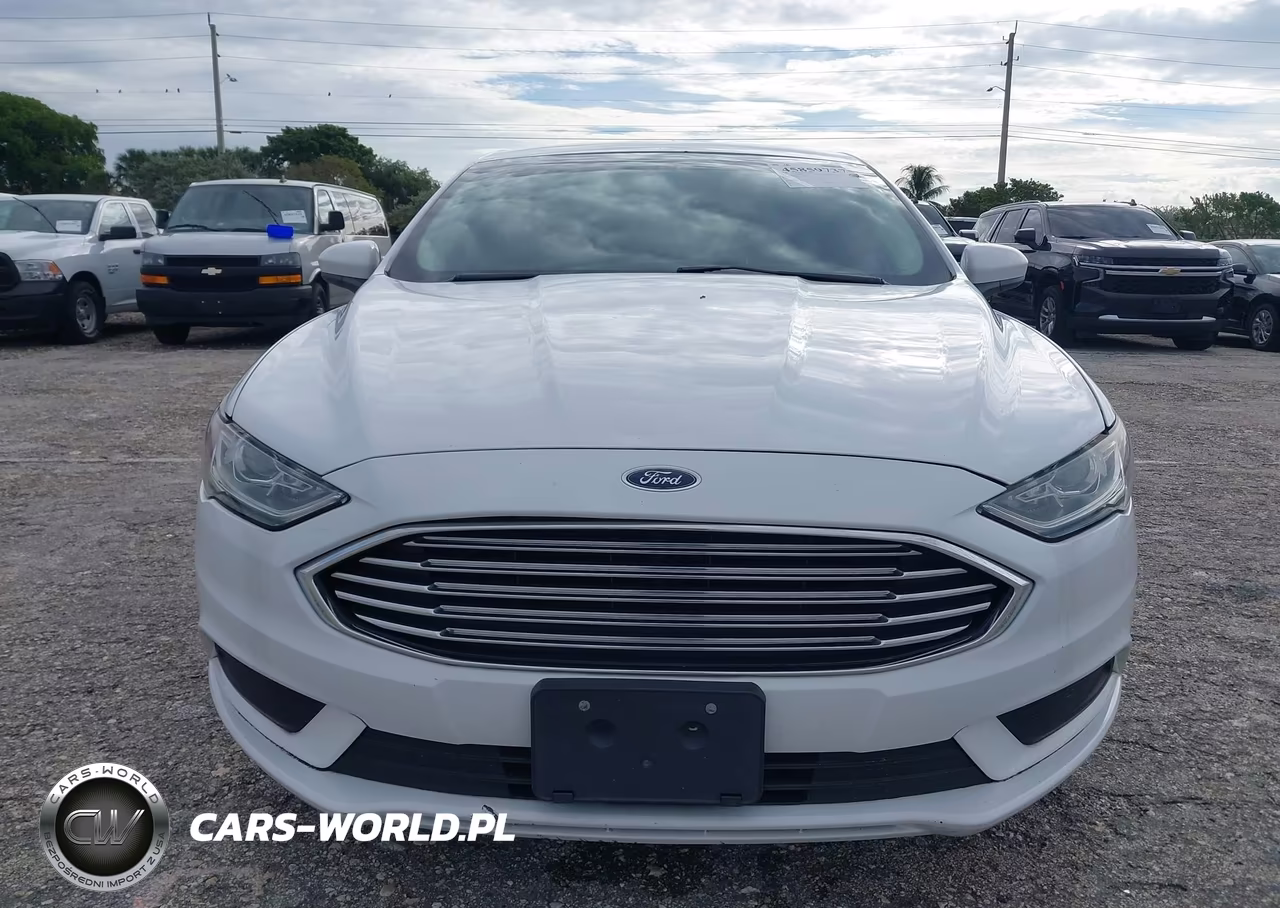2018 Ford Fusion Hybrid S VIN:3FA6P0UU2JR271510 - 6