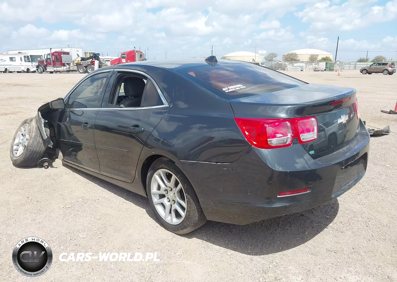 2014 Chevrolet Malibu 1Lt VIN:1G11C5SLXEF239908 - 3