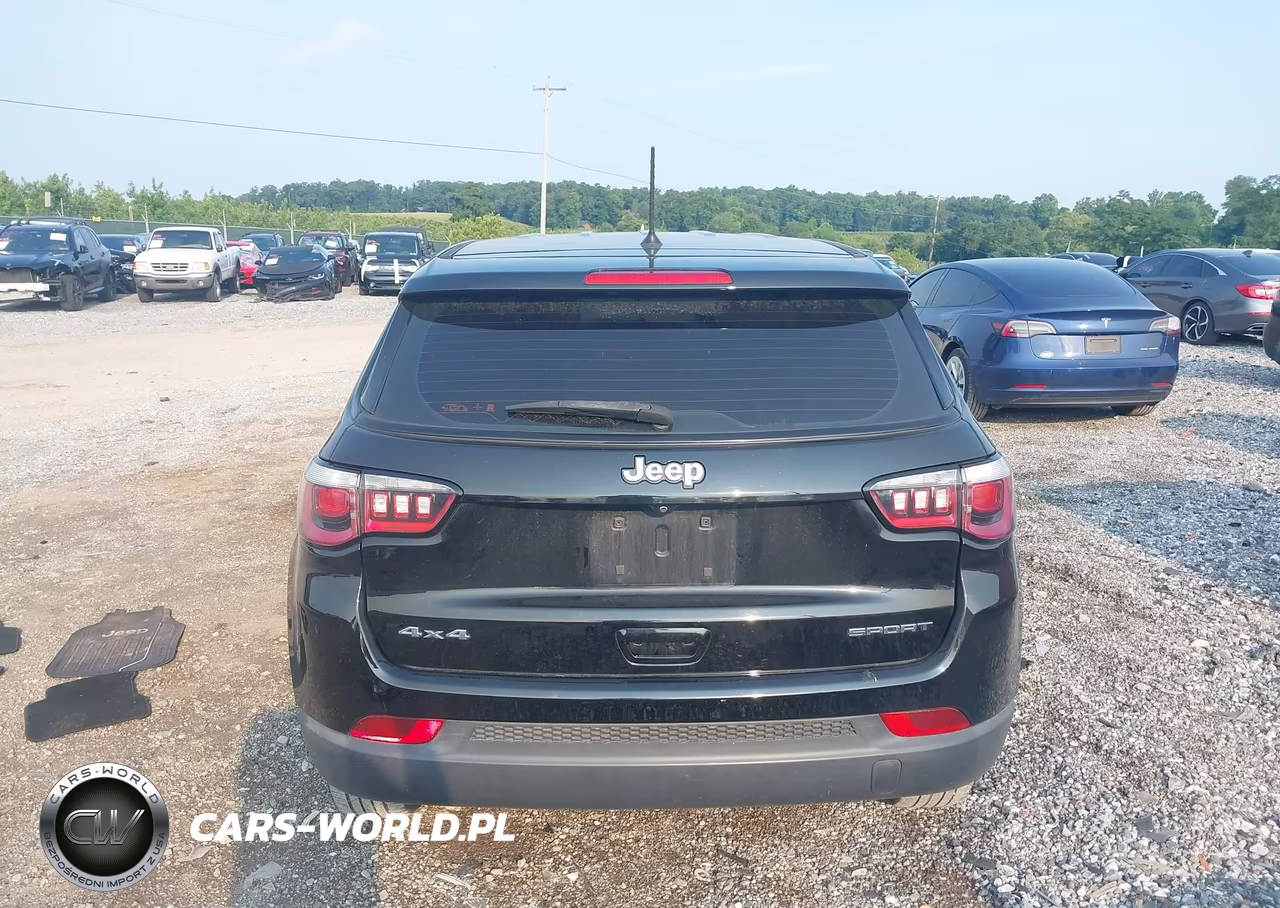 2018 Jeep Compass Sport 4X4 VIN:3C4NJDAB7JT245523 - 16