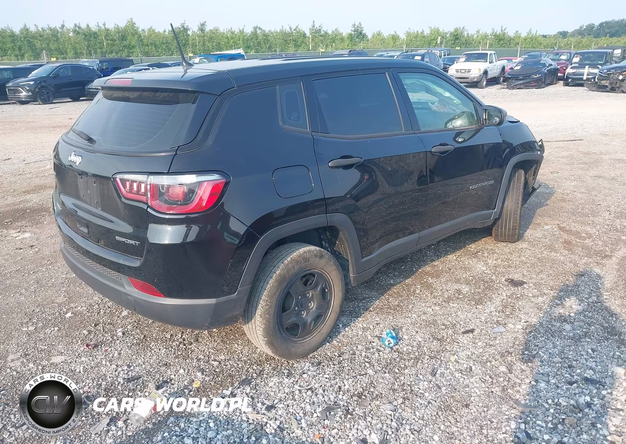 2018 Jeep Compass Sport 4X4 VIN:3C4NJDAB7JT245523 - 4