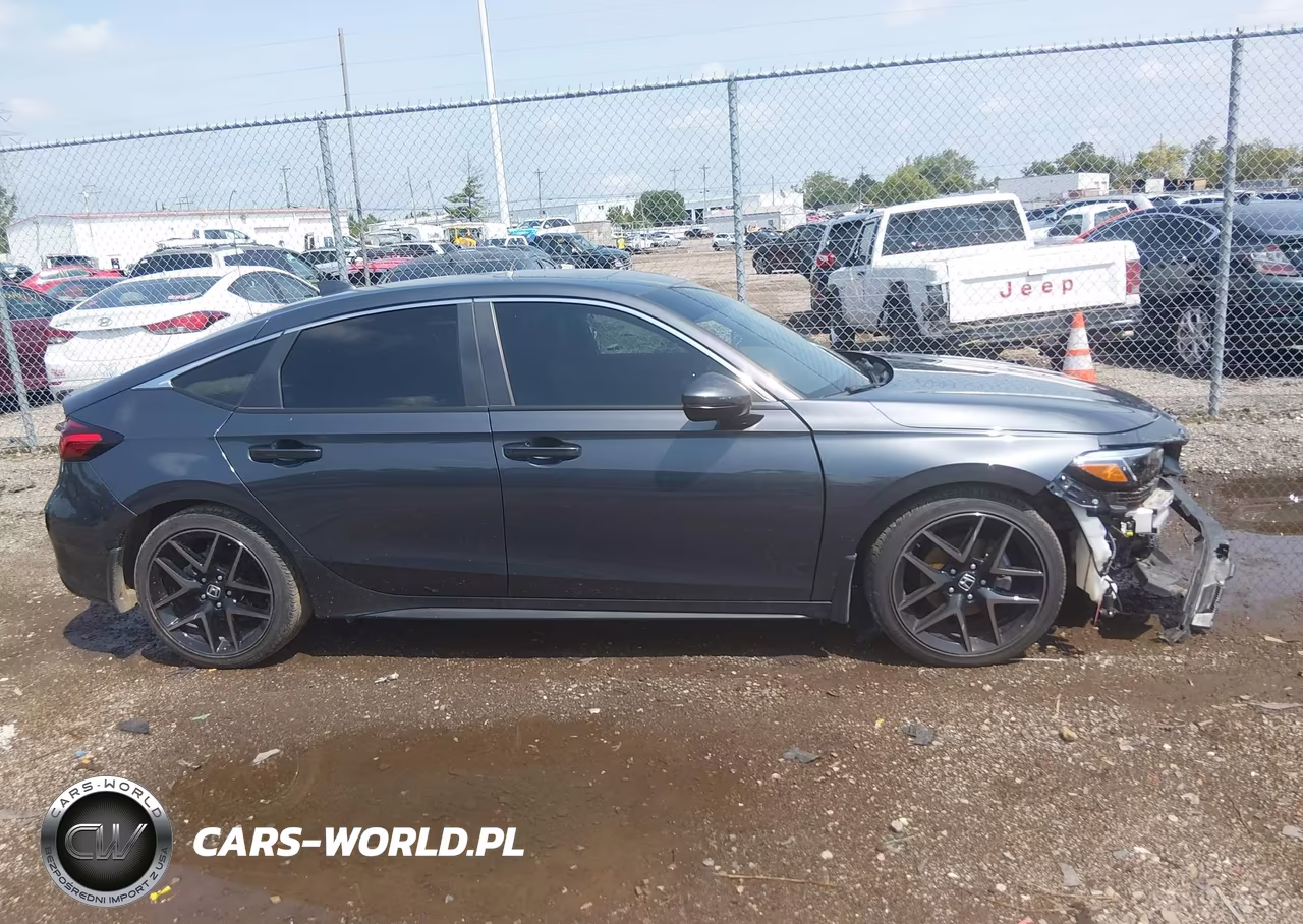 2024 Honda Civic Sport Touring VIN:19XFL1H85RE025904 - 13